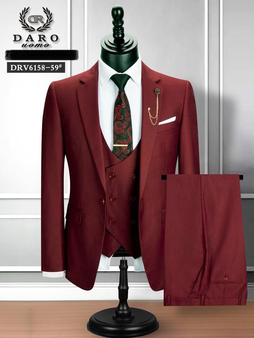 Classy Daro 3-Piece Men's Suit
